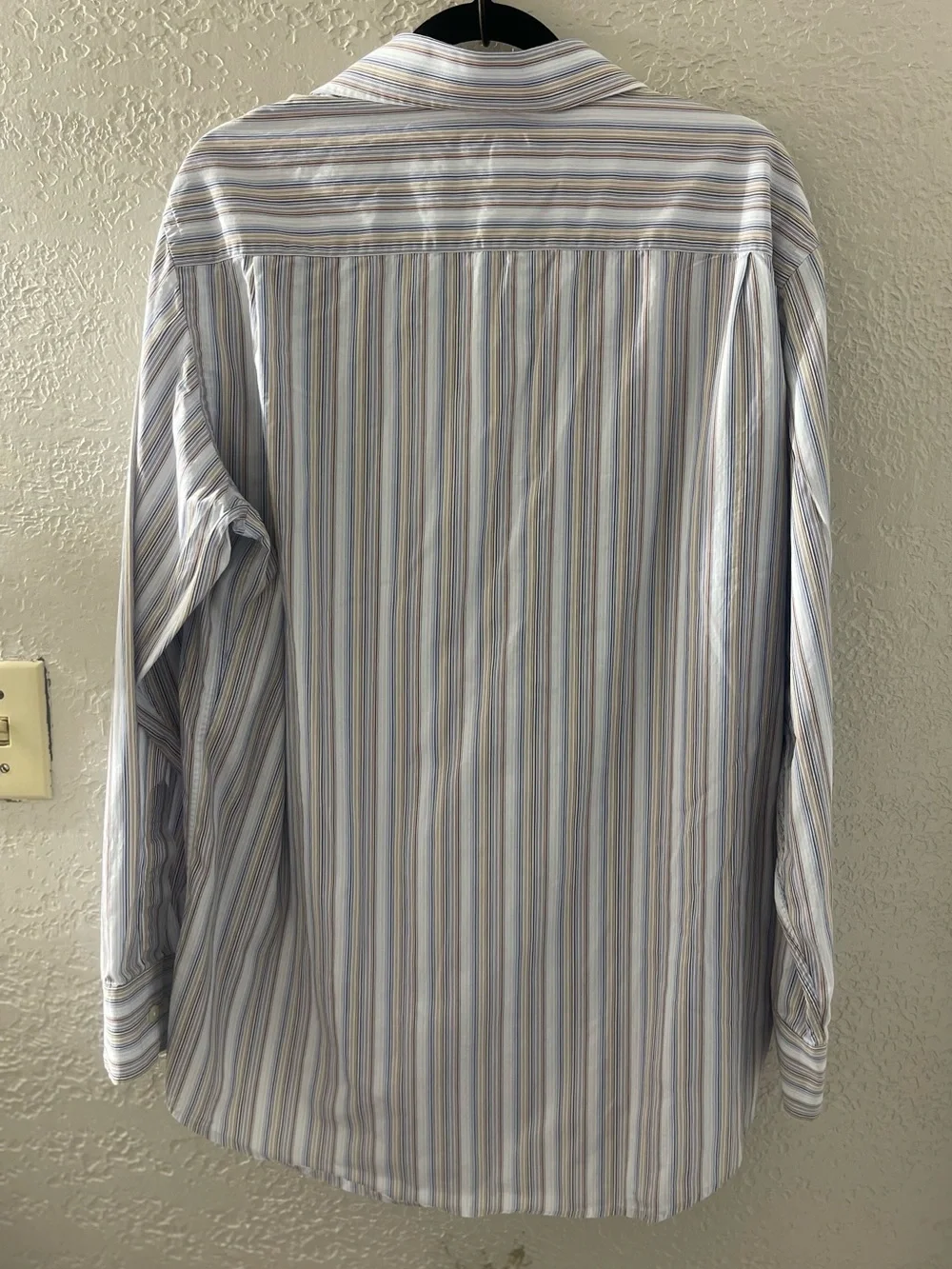 Banana Republic Men's Blue and White Multi-Stripe Cotton Dress Shirt Large
